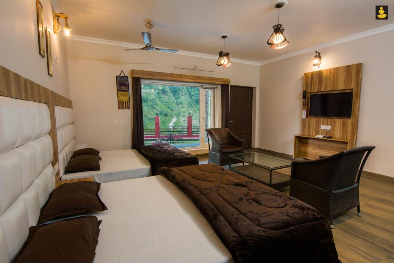 דהראדון Sahastradhara Riverresort מראה חיצוני תמונה