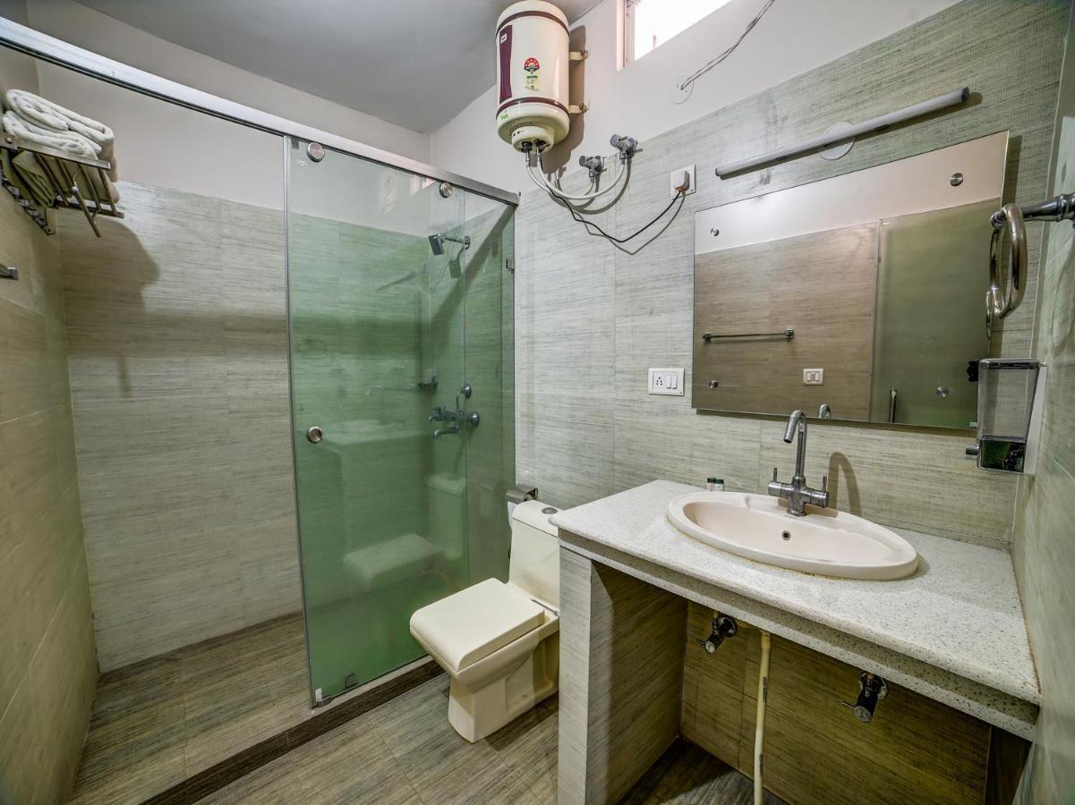 דהראדון Sahastradhara Riverresort מראה חיצוני תמונה